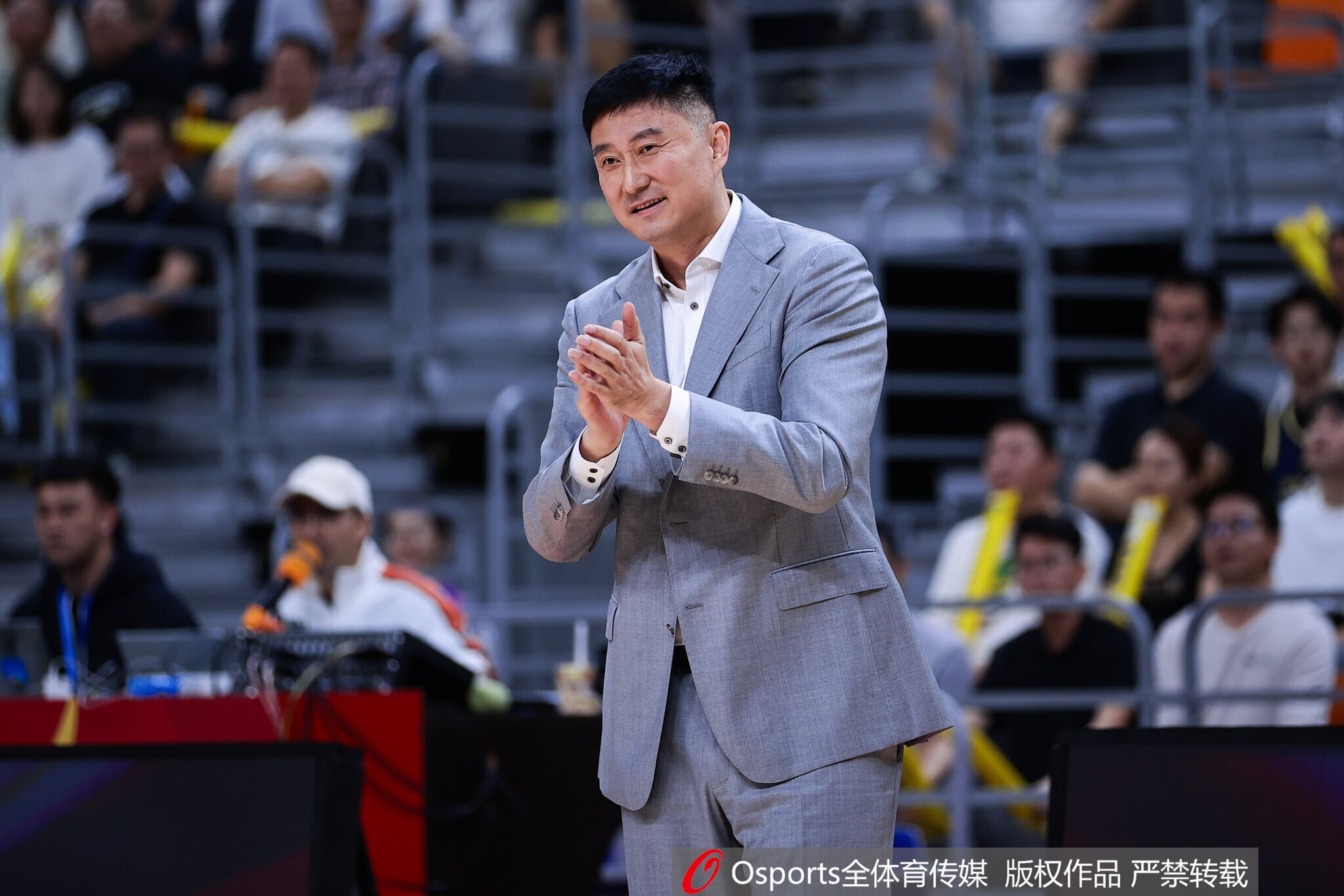 德甲买球-王仕鹏：永远不要低估一颗总冠军的心 杜锋一直顶着压力用张皓嘉